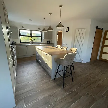 Teach Annie * Annagry